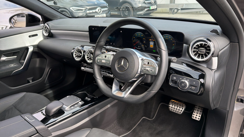 Mercedes-Benz A-Class A250e AMG Line Premium Plus Edition 4dr Auto Saloon